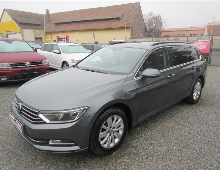 Volkswagen Passat Kombi 2,0 l 110 kw