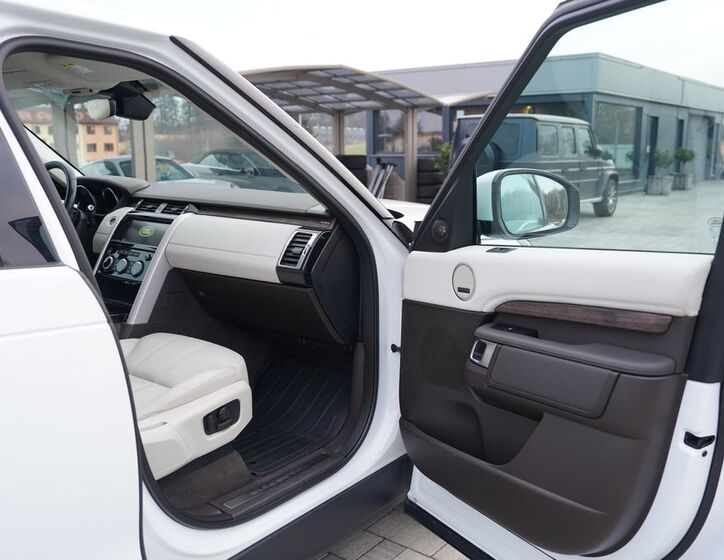 Land Rover Discovery 40