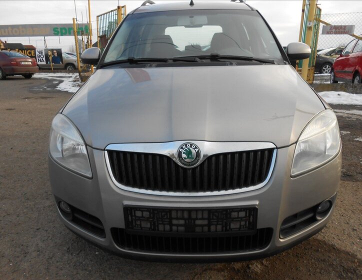 Škoda Roomster Kombi 1,4 l 63 kw