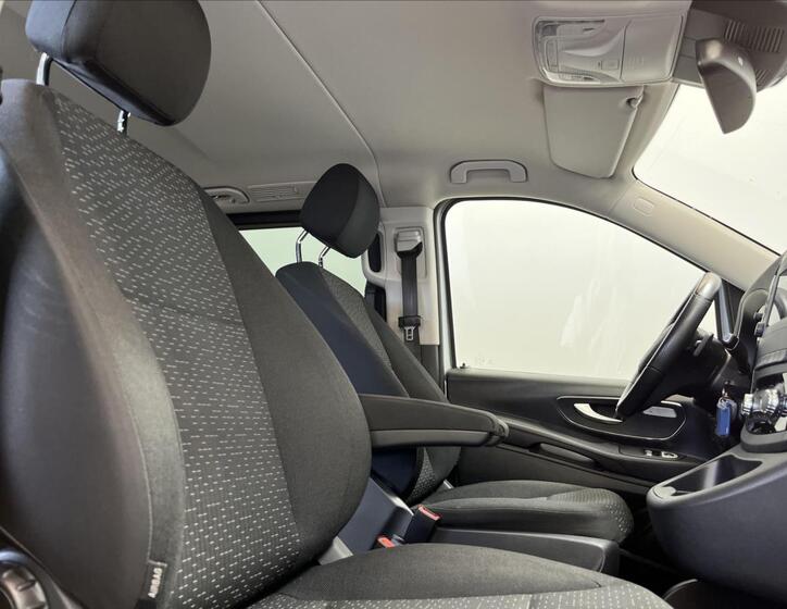 Mercedes-Benz Vito 15