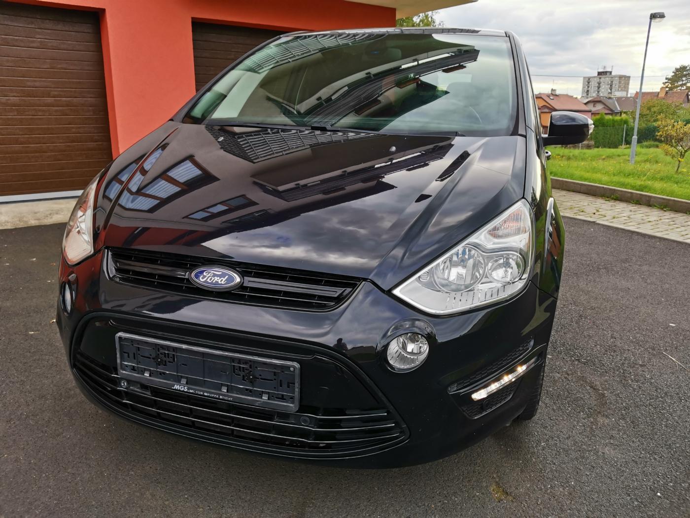 Ford S-MAX