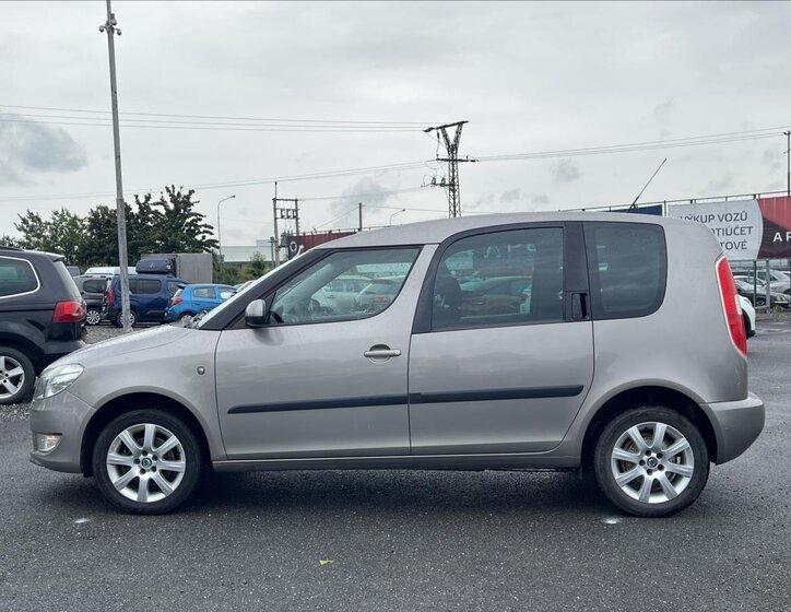 Škoda Roomster 8