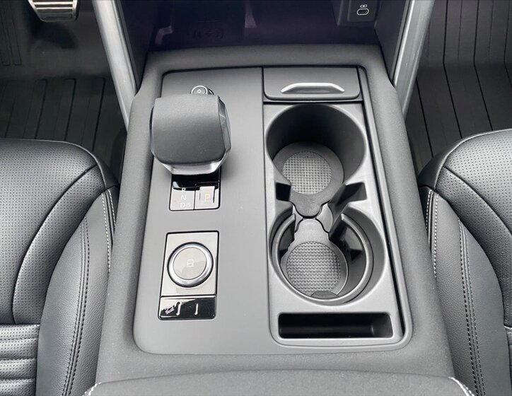 Land Rover Discovery 17