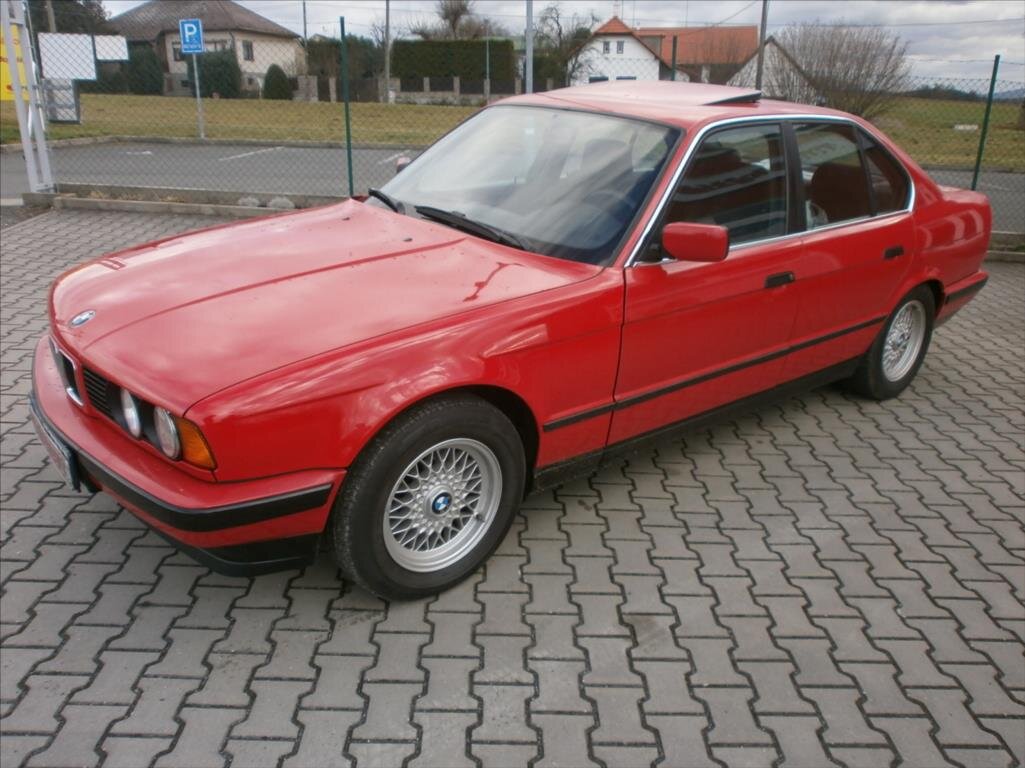 BMW Řada 5 Sedan 2,5 l 105 kw