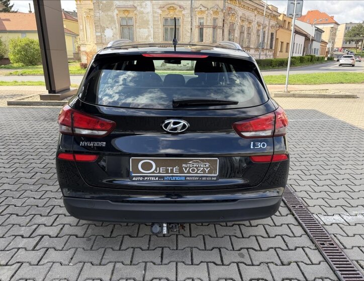 Hyundai i30 Kombi 1,4 l 103 kw