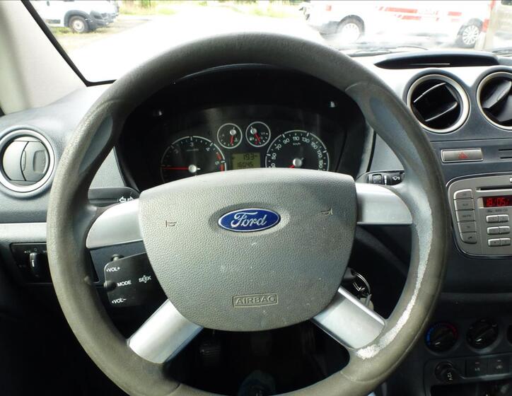 Ford Transit Connect 32