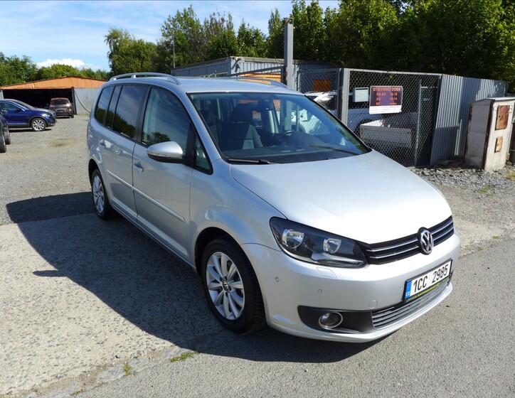 Volkswagen Touran 4