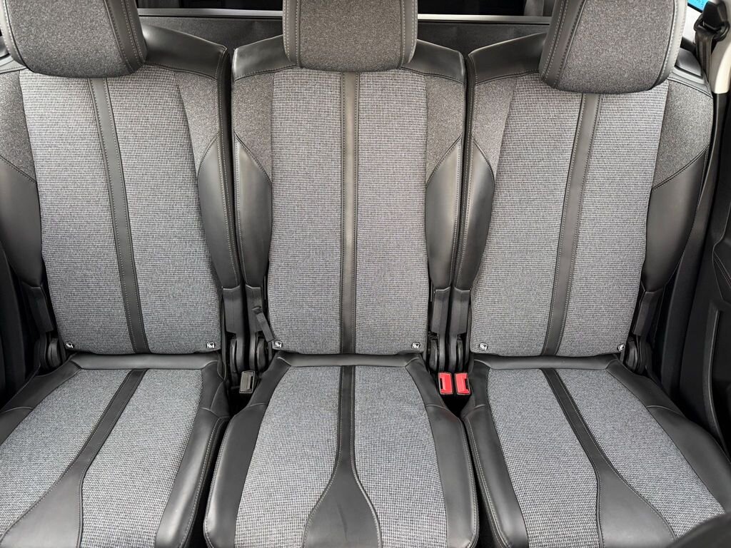 Peugeot 5008 SUV / Terénní 2,0 l 110 kw