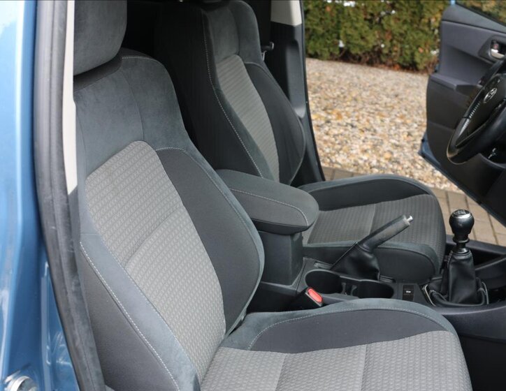 Toyota Auris Kombi 1,6 l 97 kw