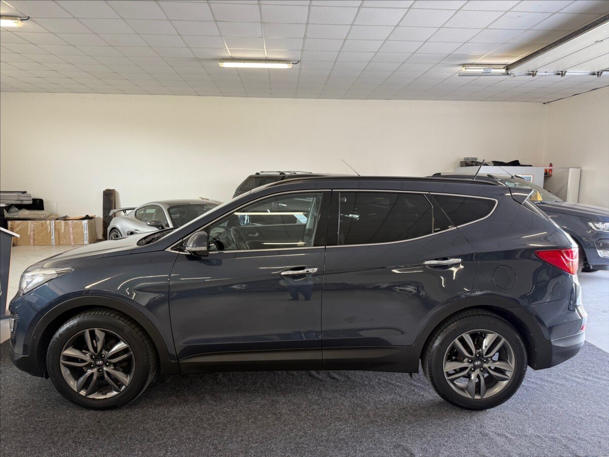 Hyundai Santa Fe SUV / Terénní 2,2 l 145 kw