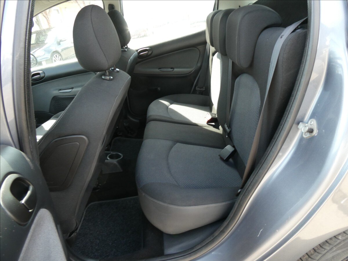Peugeot 206 Hatchback 1,4 l 54 kw