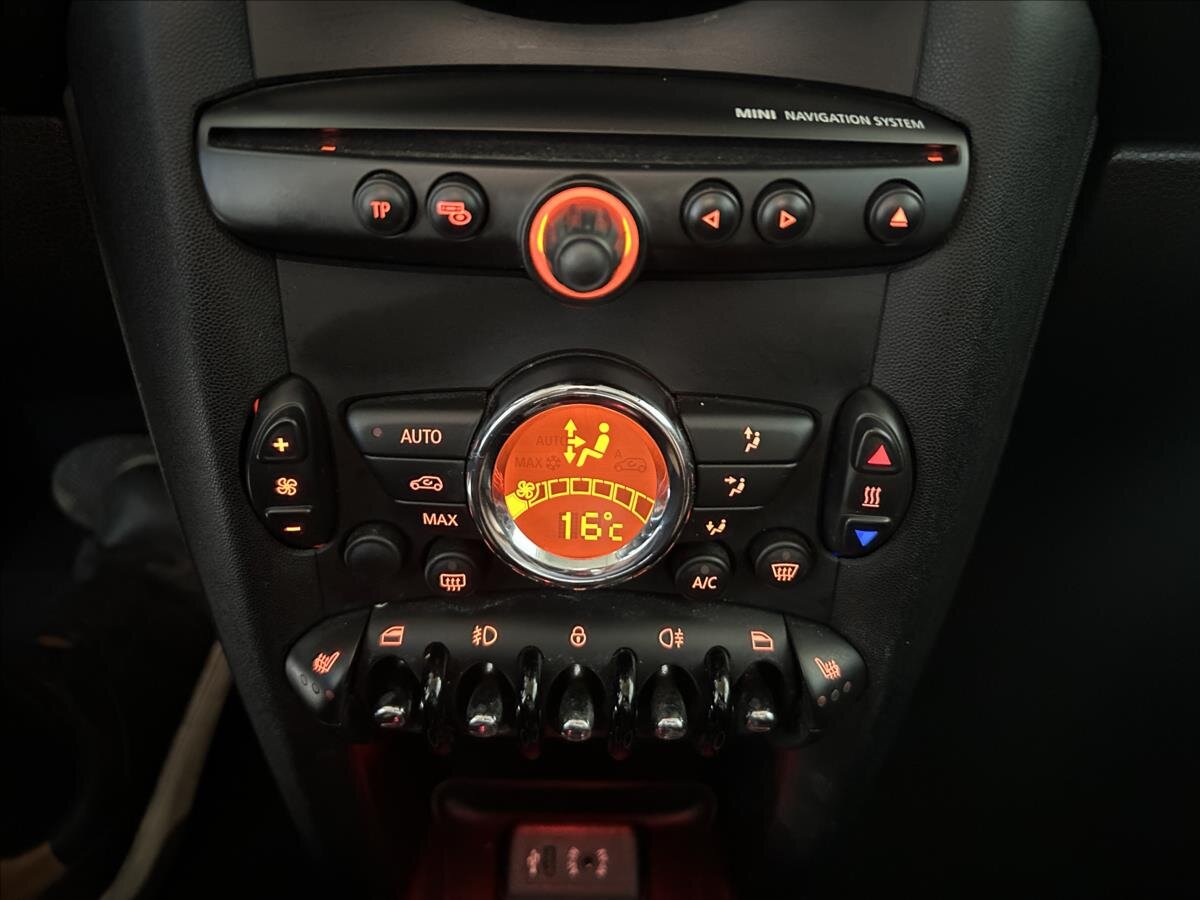 Mini Cooper Hatchback 1,6 l 90 kw