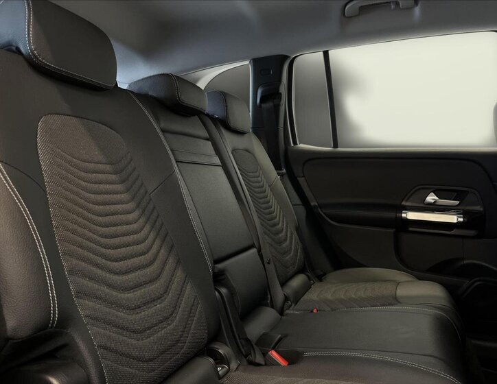 Mercedes-Benz GLB 19