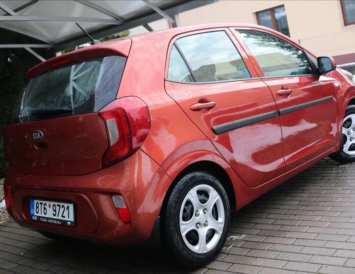 KIA Picanto 8