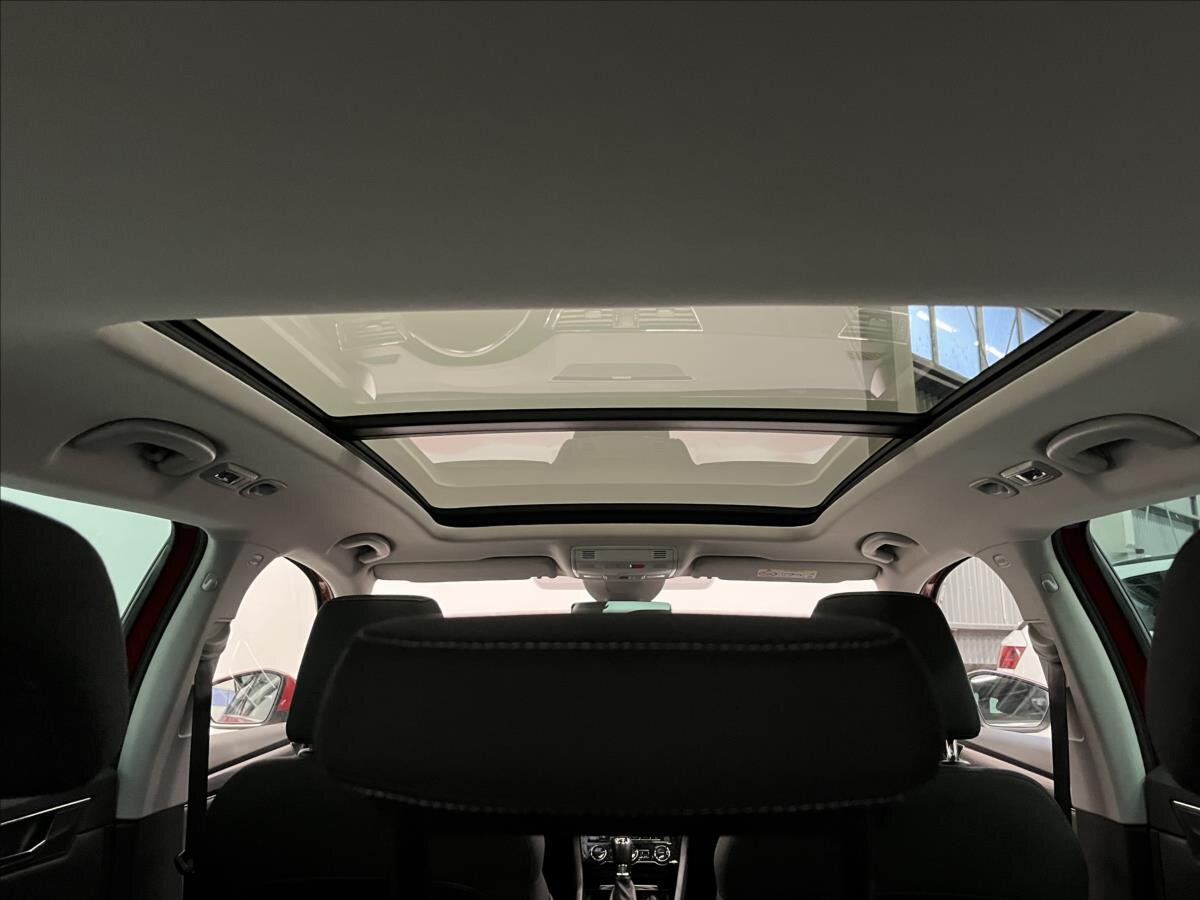 Škoda Superb Kombi 2,0 l 147 kw