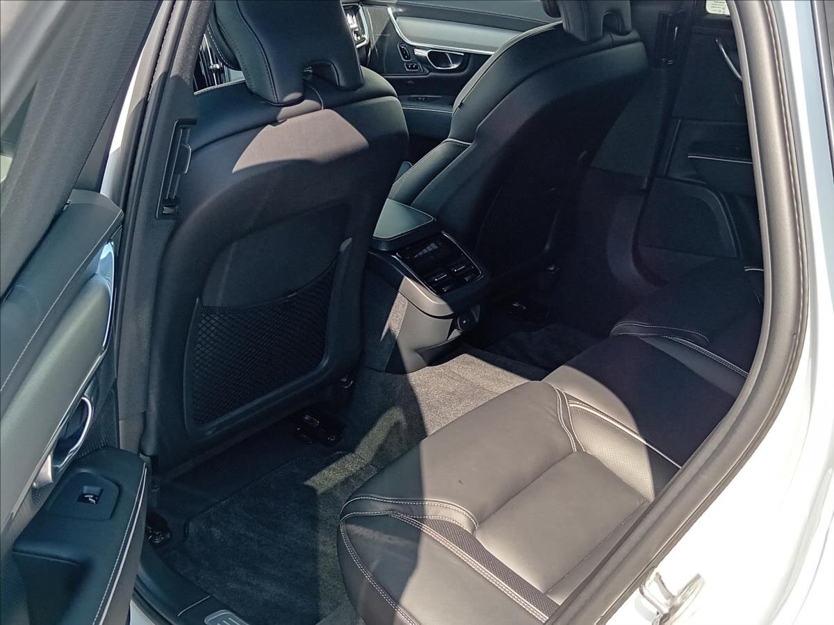 Volvo S90 Sedan 2,0 l 173 kw