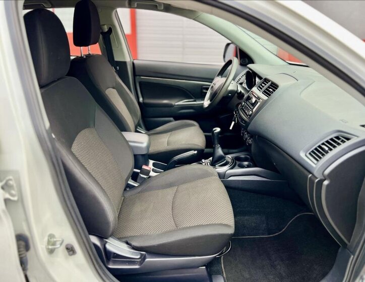 Mitsubishi ASX SUV 1,6 l 86 kw