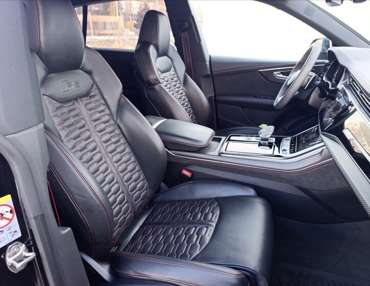 Audi RS Q8 SUV / Terénní 4,0 l 441 kw