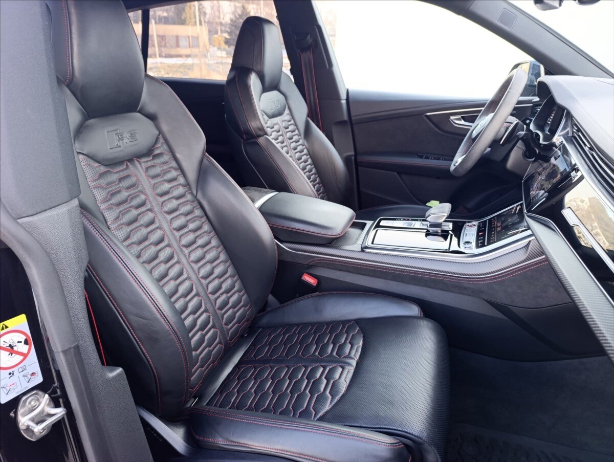 Audi RS Q8 SUV / Terénní 4,0 l 441 kw