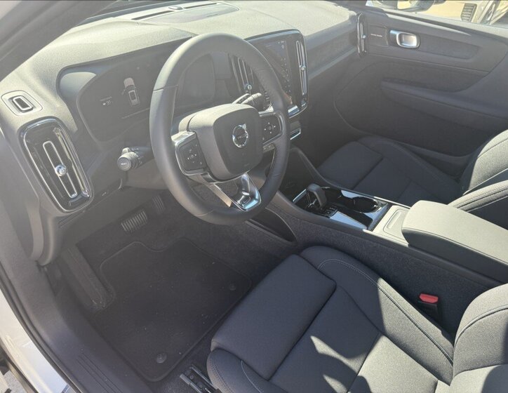 Volvo XC40 SUV / Terénní 0,0 185 kw