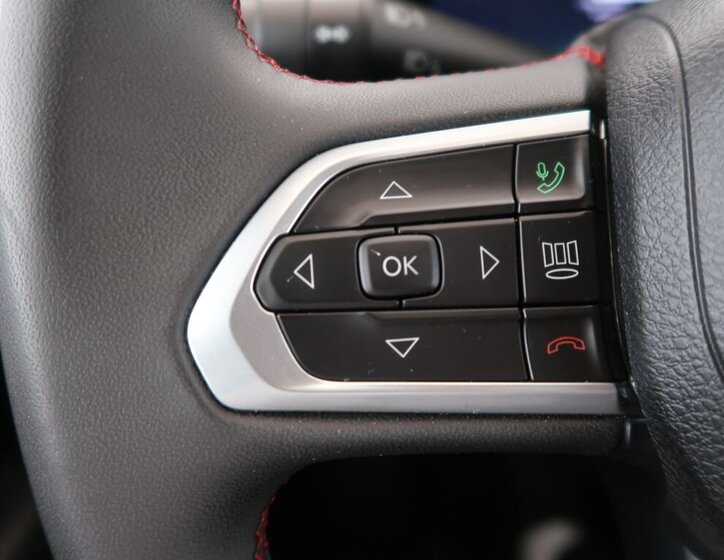 Jeep Compass SUV / Terénní 1,3 l 132 kw