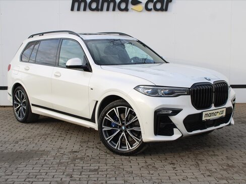 BMW X7 SUV / Terénní 4,4 l 390 kw