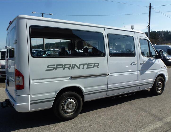 Mercedes-Benz Sprinter 8