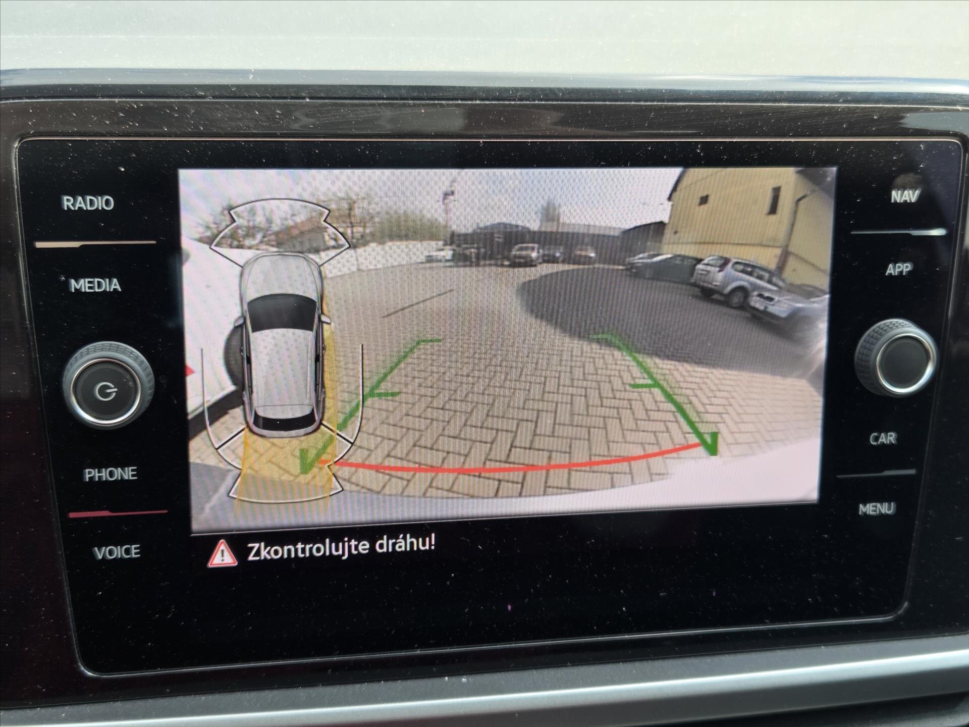 Volkswagen T-Roc SUV / Terénní 1,5 l 110 kw