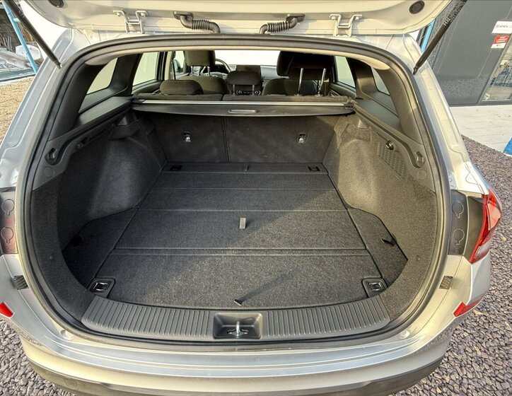 Hyundai i30 Kombi 1,5 l 103 kw