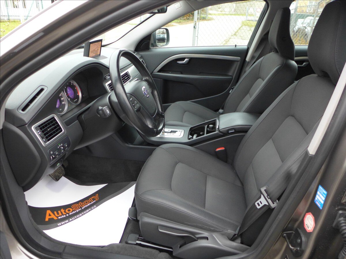 Volvo XC70 Kombi 2,4 l 120 kw