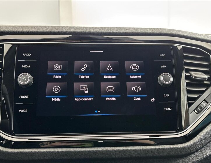 Volkswagen T-Roc SUV / Terénní 2,0 l 221 kw