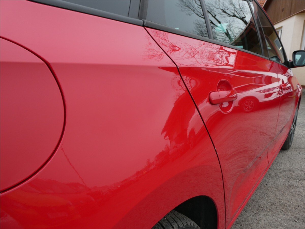 Škoda Rapid Hatchback 1,2 l 77 kw