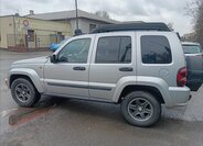Jeep Cherokee Kombi 2,8 l 120 kw