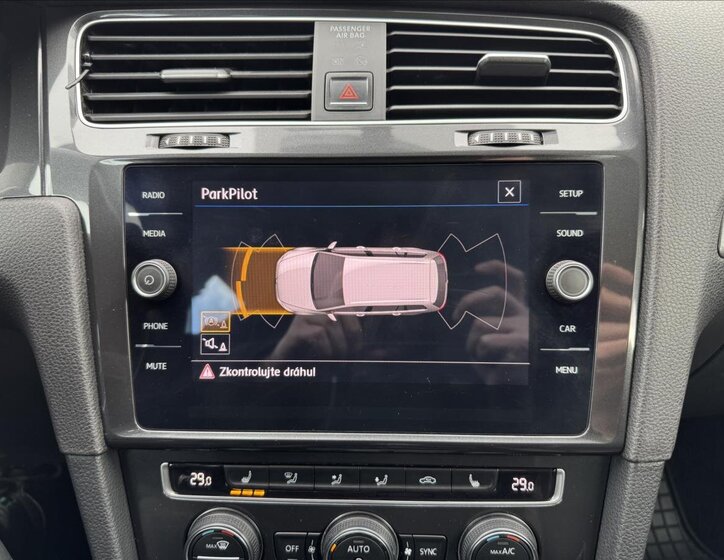 Volkswagen Golf Kombi 999,0 81 kw