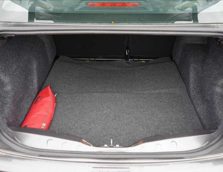 Citroën C-Elysée Sedan 1,2 l 61 kw