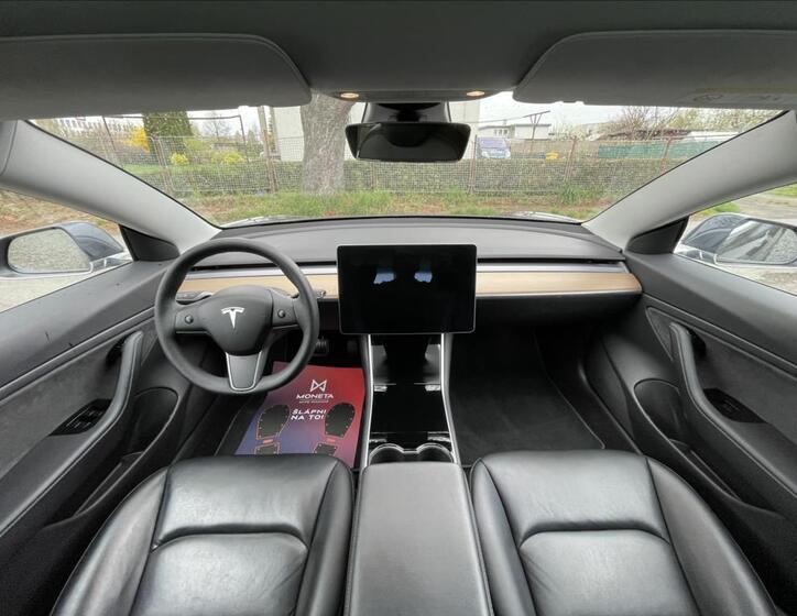 Tesla Model 3 18