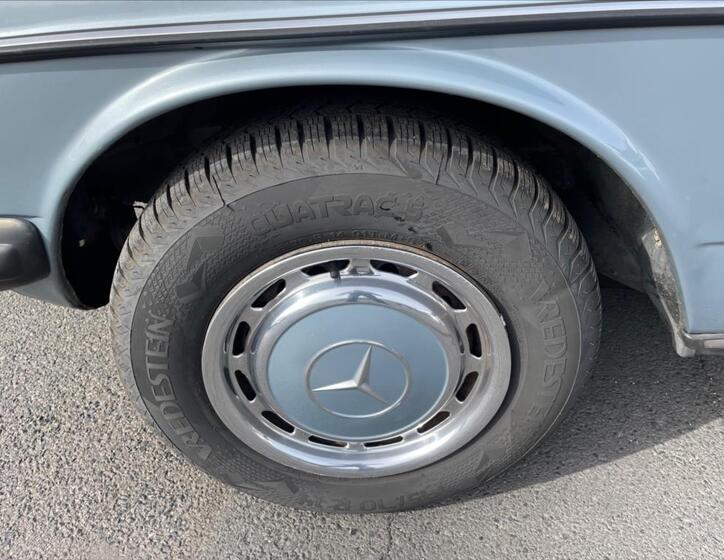 Mercedes-Benz 123 20