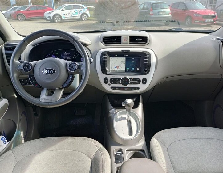 KIA Soul Hatchback 0,0 81 kw