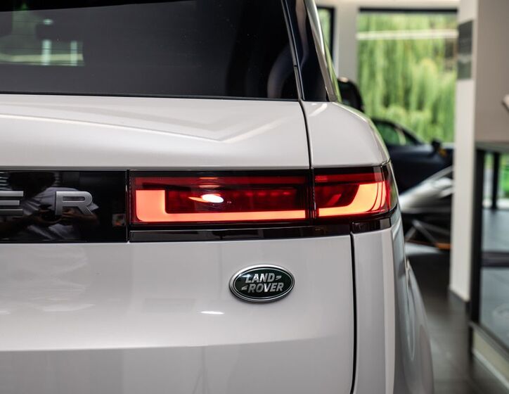 Land Rover Range Rover Sport 23