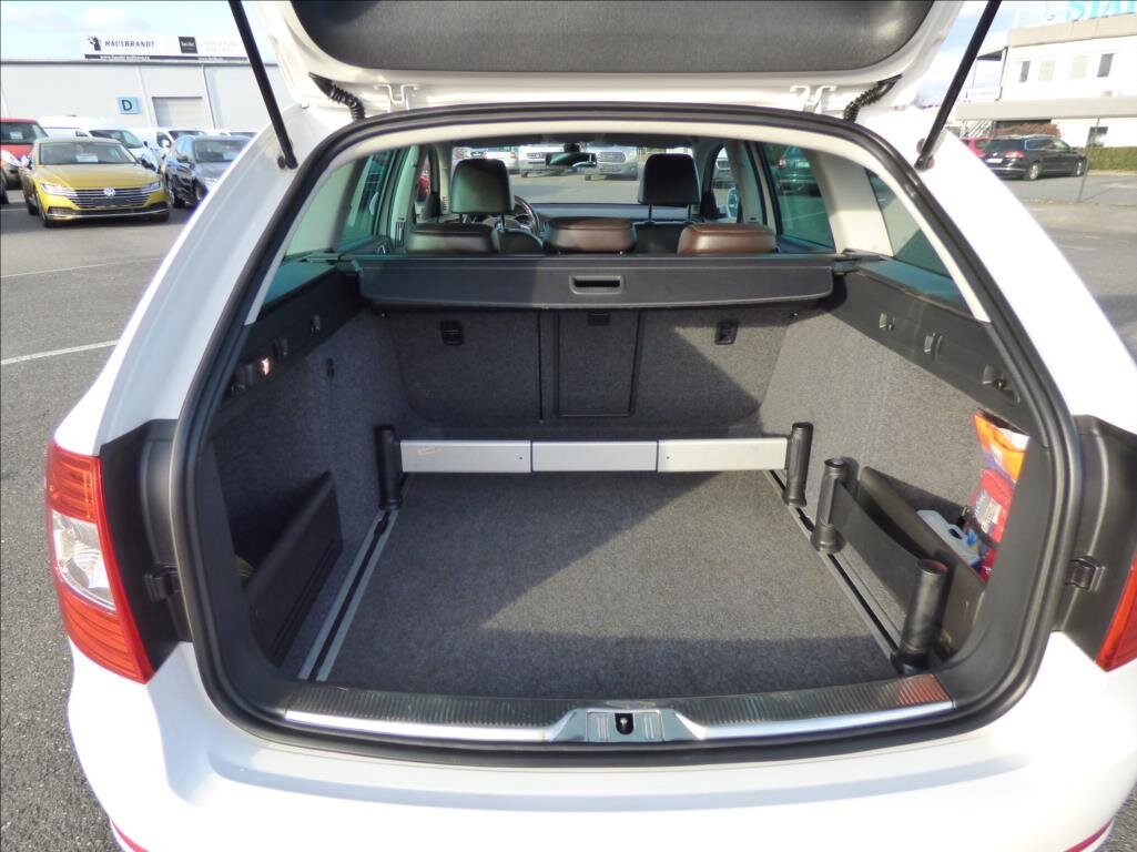 Škoda Superb Kombi 2,0 l 125 kw