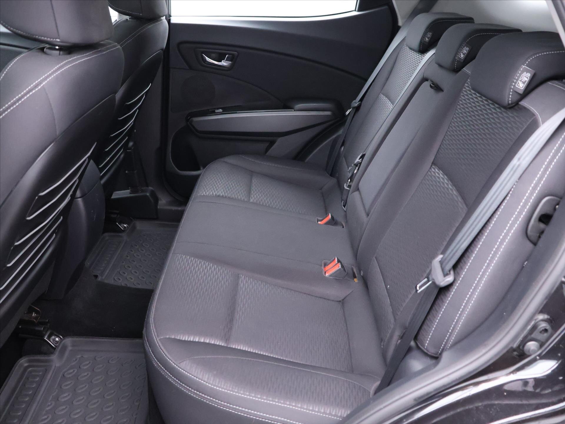 SsangYong XLV SUV 1,6 l 85 kw