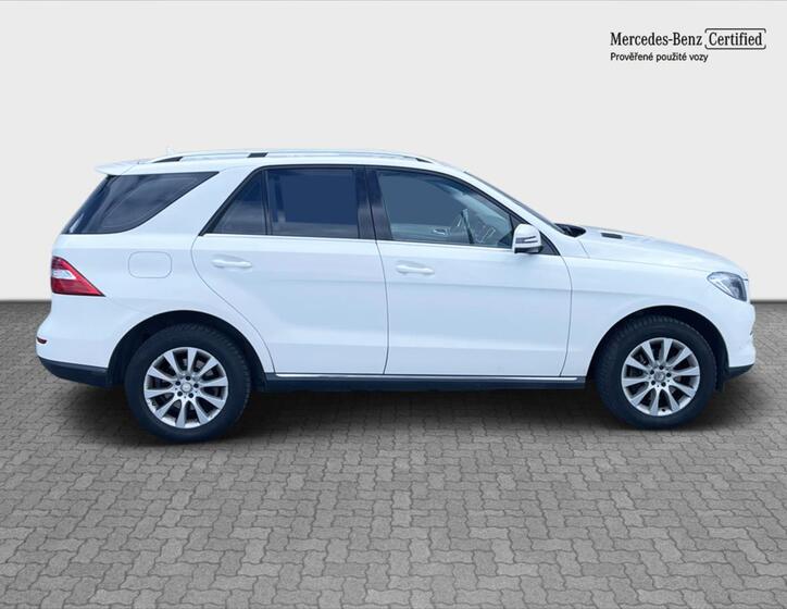 Mercedes-Benz Třídy M 6