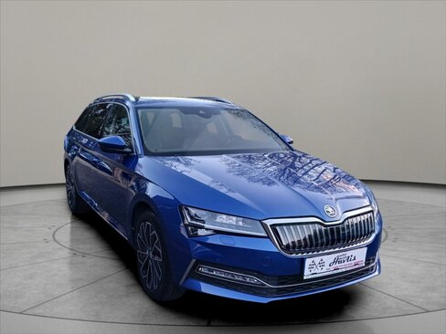 Škoda Superb Kombi 1,4 l 211 kw