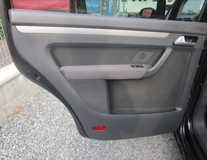 Volkswagen Touran 29