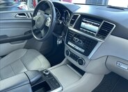 Mercedes-Benz Třídy M SUV 3,0 l 190 kw