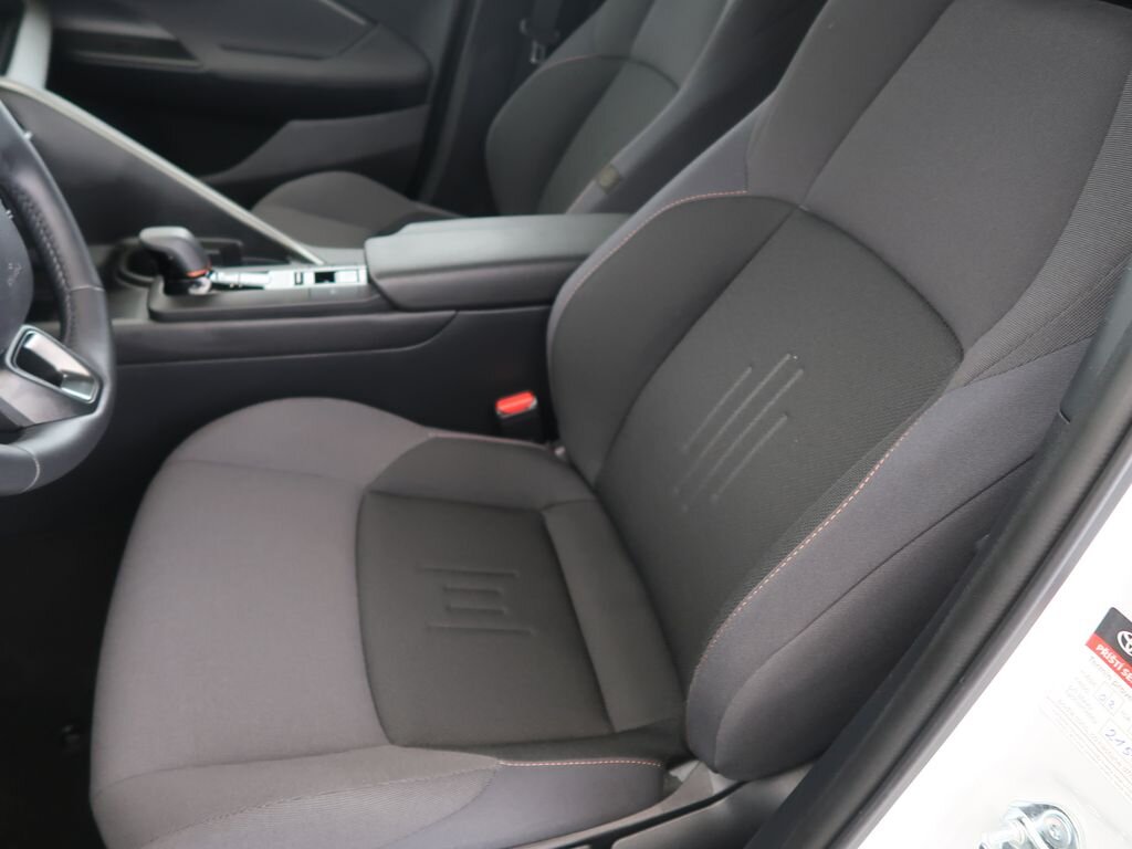 Toyota C-HR SUV 1,8 l 72 kw