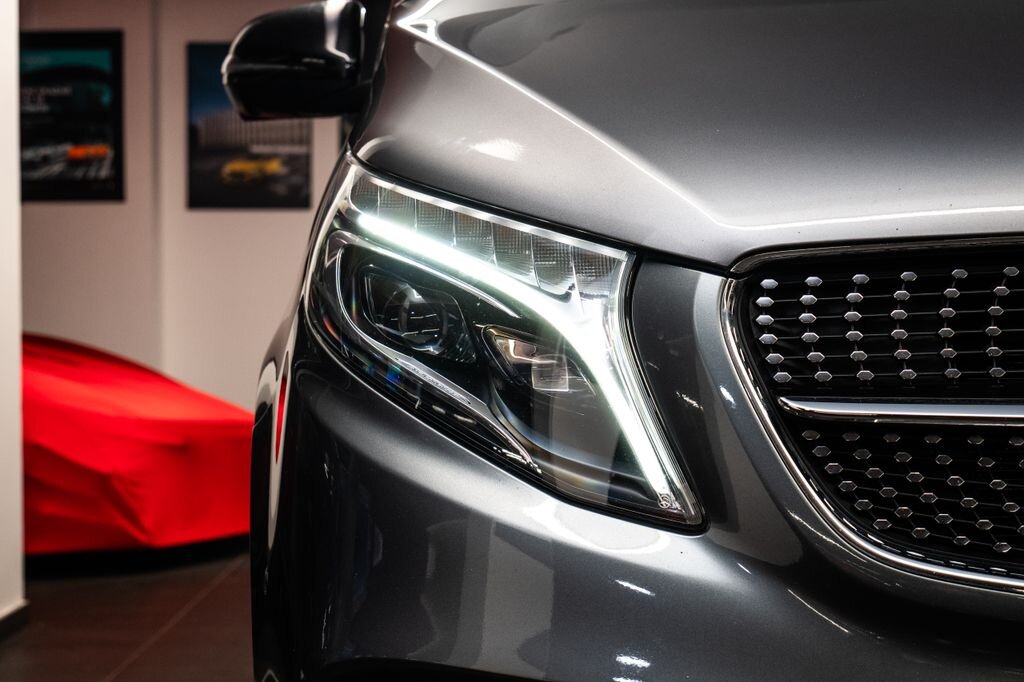 Mercedes-Benz Třídy V VAN-Minibus 0,0 174 kw