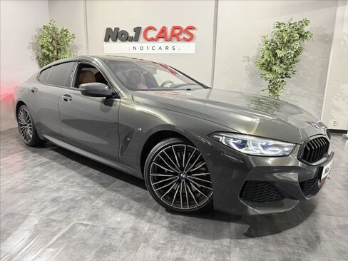 BMW Řada 8 Sedan / Limuzína 3,0 l 250 kw