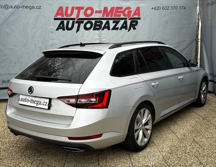 Škoda Superb Kombi 2,0 l 206 kw