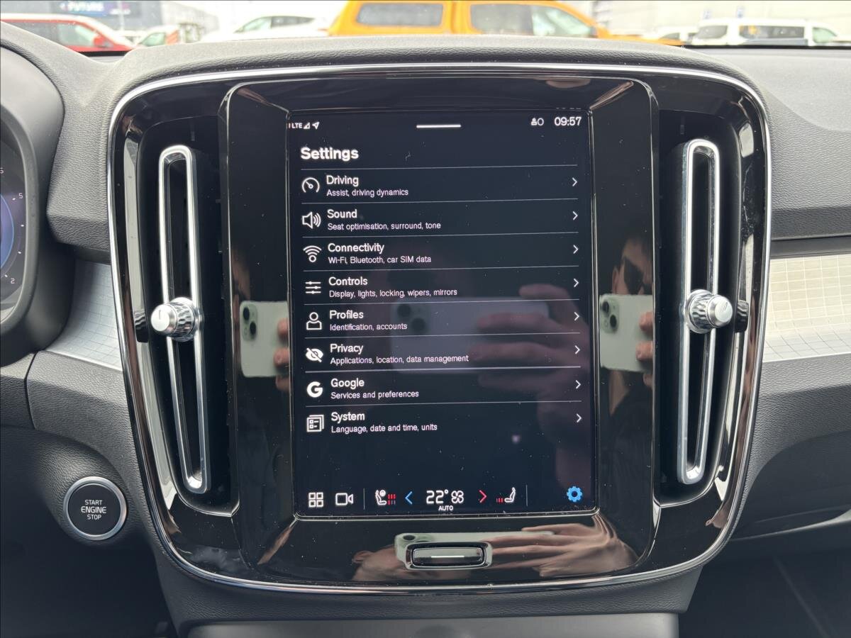 Volvo XC40 Kombi 2,0 l 145 kw